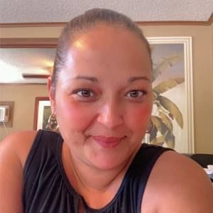 Meet your Posher, Abigail